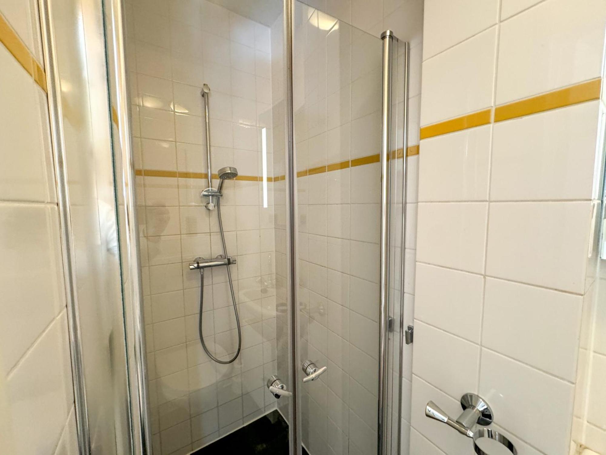 Yourbnb Suites Haarlemmerstraat Amszterdam Kültér fotó